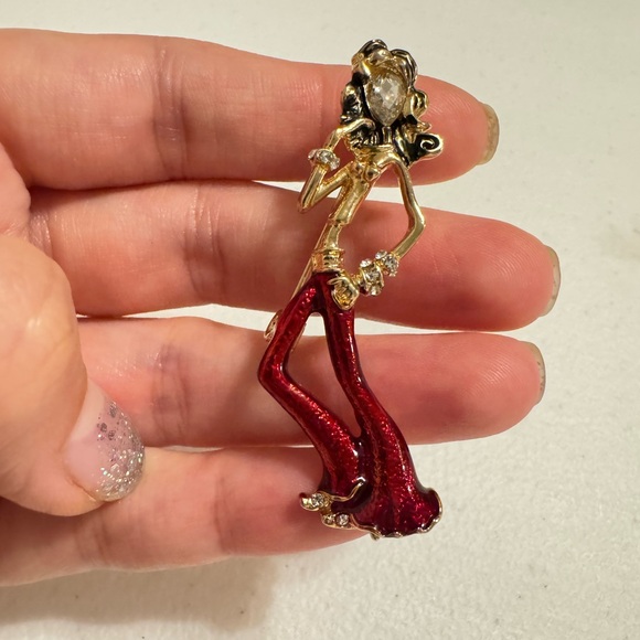 Elegant Red and Gold Fashion Brooch - Picture 4 of 7